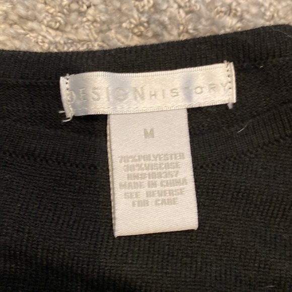 Cute going out top - Picture 3 of 4